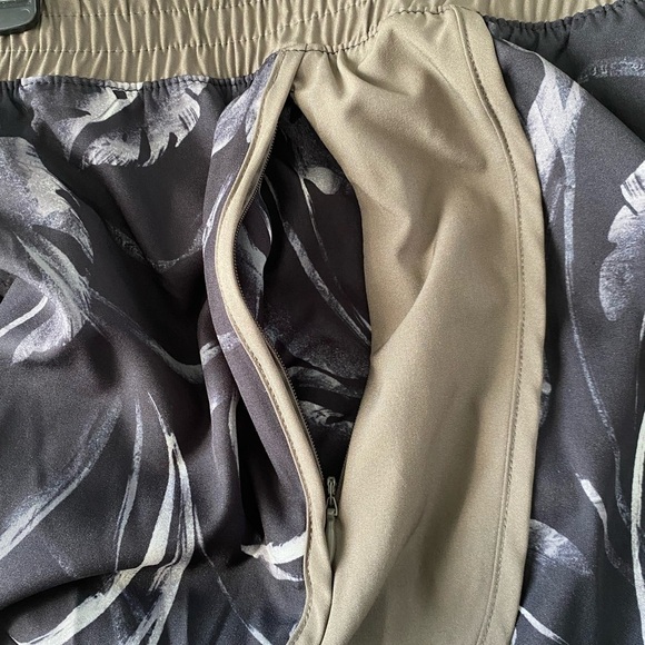 NWT - TEK GEAR Mid Rise Shorts, Size: XXL - Picture 5 of 6